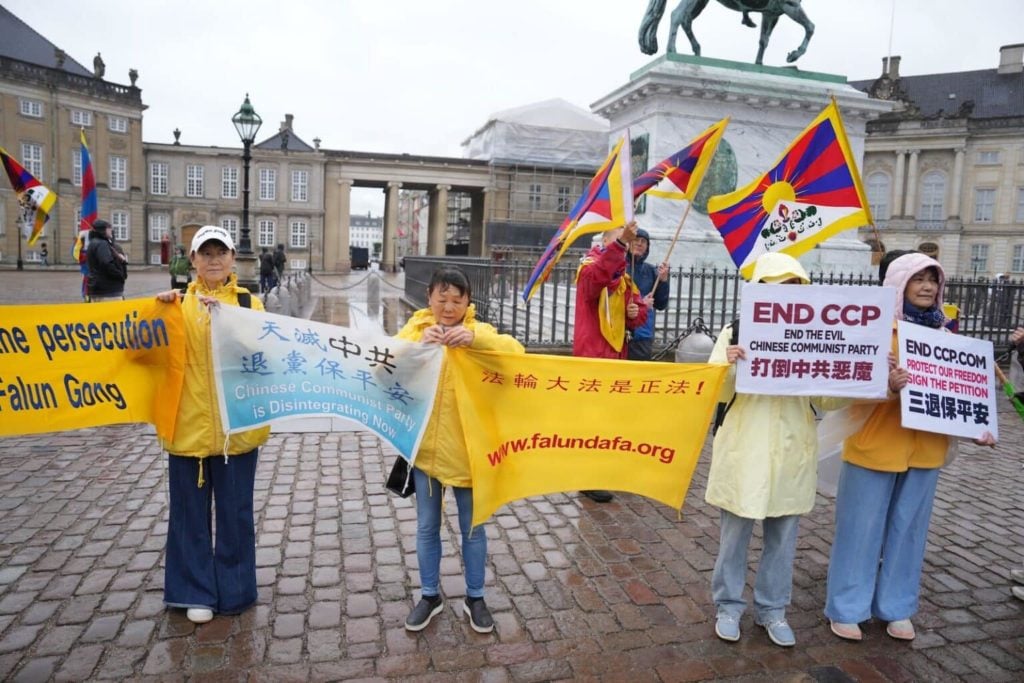 proteste pacifiche